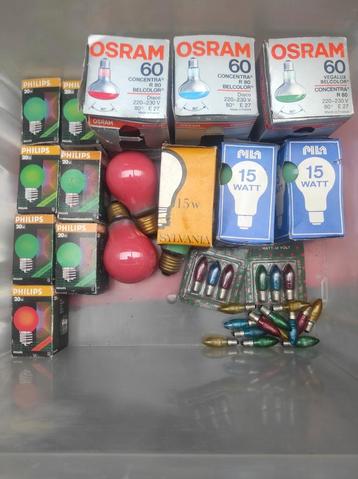 Lot lampen 25/40/60/75/100 W + spaarlampen + gekleurde 15/20 beschikbaar voor biedingen