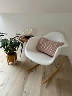 Rocking chair replica vitra eames, Huis en Inrichting, Stoelen, Ophalen, Zo goed als nieuw