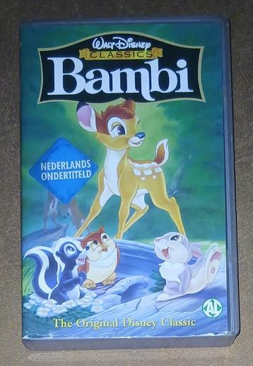 21 Disney klassiekers, VHS,  uit te kiezen beschikbaar voor biedingen