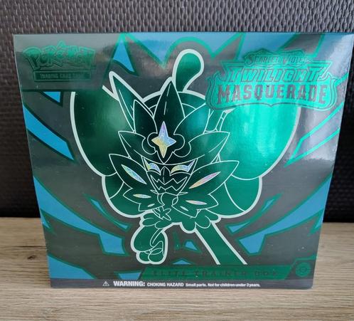 Twilight Masquerade ETB (laatste), Hobby en Vrije tijd, Verzamelkaartspellen | Pokémon, Zo goed als nieuw, Overige typen, Foil