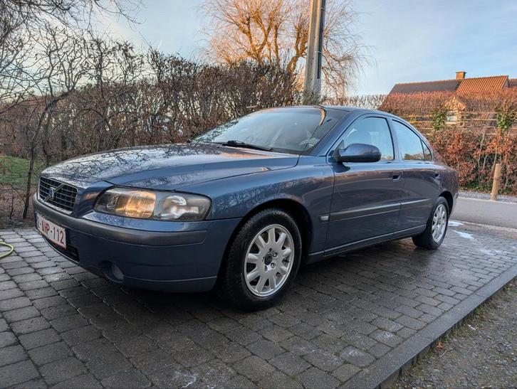 Volvo s60 2.4d 5 cylindres prête à immatriculer toit ouvrant, Auto's, Volvo, Particulier, S60, ABS, Airbags, Airconditioning, Centrale vergrendeling