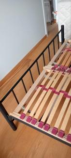 Bed 1m60, Huis en Inrichting, Slaapkamer | Bedden, Ophalen, Zo goed als nieuw