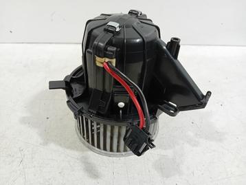 KACHEL VENTILATORMOTOR Audi A4 Avant (B8) (01-2007/12-2015) beschikbaar voor biedingen
