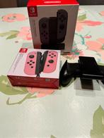 Nintendo switch nieuwe pink joy cons + laadstation en houder, Consoles de jeu & Jeux vidéo, Consoles de jeu | Nintendo Consoles | Accessoires
