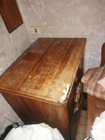 Coffre fort ancien beschikbaar voor biedingen