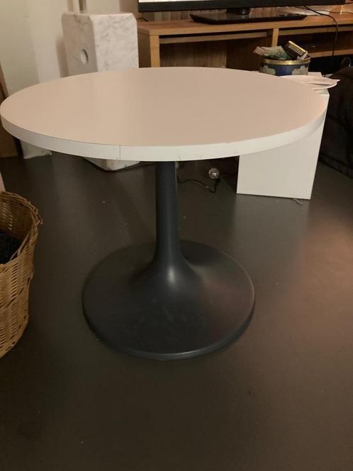 Knoll Saarinen replica bijzettafel - tulp salontafel, Huis en Inrichting, Tafels | Bijzettafels, Zo goed als nieuw, Rond, 45 tot 60 cm