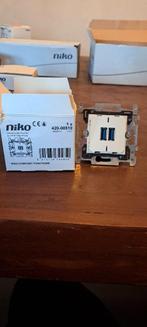 Niko Home elektrisch materiaal, Doe-het-zelf en Bouw, Elektriciteit en Kabels, Ophalen, Nieuw, Schakelaar