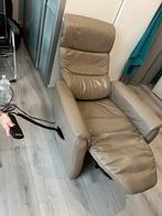 Hukia elektrische stoel van echt leer