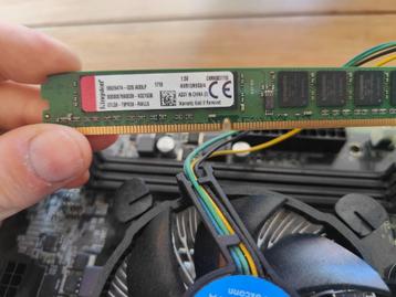 ASRock H81 Pro BTC R2.0 moederbord + CPU + RAM beschikbaar voor biedingen