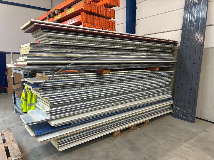 Lot licht beschadigde sandwichpanelen 4cm dik, Doe-het-zelf en Bouw, Platen en Panelen, Gebruikt, Overige materialen, 20 tot 50 mm