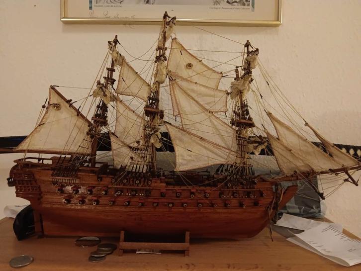 PREMIEMODEL, Hobby en Vrije tijd, Modelbouw | Boten en Schepen, Zo goed als nieuw, Heller, Ophalen