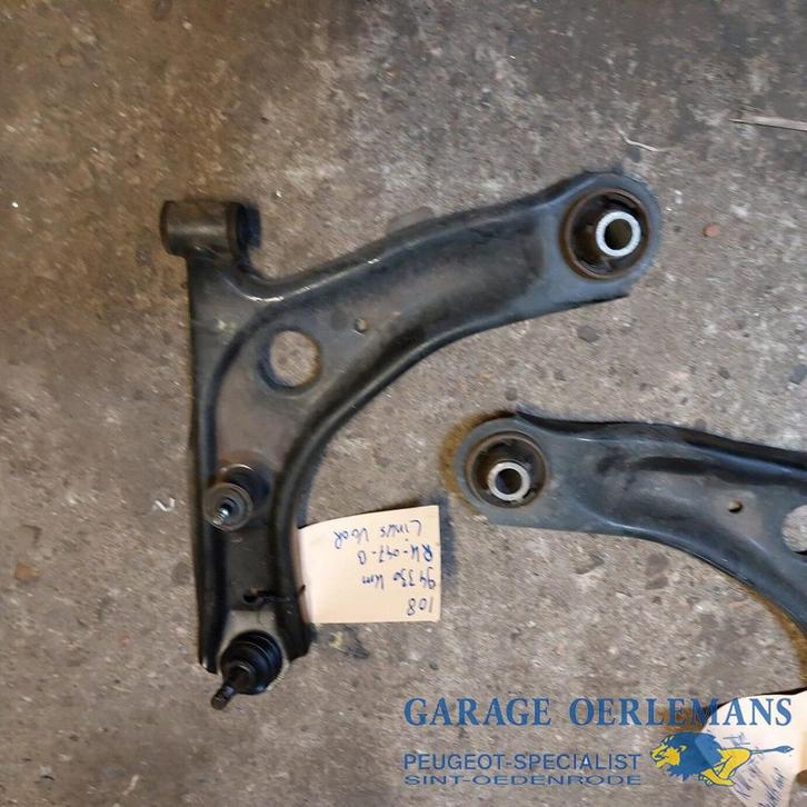 draagarm links peugeot 108 1.0, Auto-onderdelen, Ophanging en Onderstel, Peugeot, Gebruikt, ARN erkend, Ophalen of Verzenden