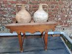 Amforen in houten stander, Antiek en Kunst, Curiosa en Brocante, Ophalen of Verzenden