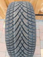 4 nouvelles jantes équipées de nouveaux pneus hiver, Auto-onderdelen, Banden en Velgen, Ophalen, 215 mm, Banden en Velgen, Nieuw