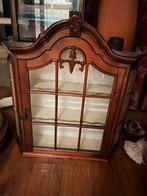 Antiek vintage houten wandkast te koop, Antiek en Kunst, Antiek | Meubels | Kasten, Ophalen