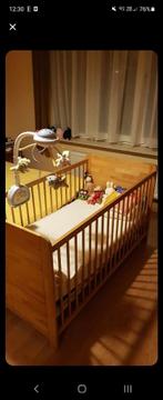 Lit bébé chambre bébé en hêtre massif huilé, Enfants & Bébés, Sommier à lattes, 70 à 85 cm, 140 à 160 cm, Enlèvement