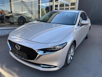 Mazda 3 Sedan e-SKY X Exclusive-Line + DASO + DESI + COMB beschikbaar voor biedingen
