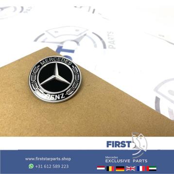 origineel Mercedes VOORBUMPER LOGO EMBLEEM ZWART AMG W176 W1 beschikbaar voor biedingen