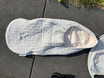 Bugaboo newborn inlay- baby-inzet cocoon lichtgrijs beschikbaar voor biedingen