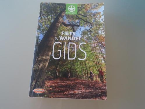 Fiets – wandelgids Natuurpunt, Boeken, Reisgidsen, Zo goed als nieuw, Fiets- of Wandelgids, Benelux, Overige merken, Budget, Ophalen of Verzenden