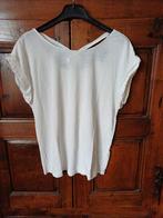 One Step T-shirt blanc, Vêtements | Femmes, Tops, Enlèvement, Comme neuf, Blanc