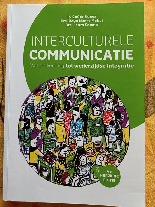 Raya Nunez-Mahdi - Interculturele communicatie, Boeken, Wetenschap, Zo goed als nieuw, Ophalen of Verzenden