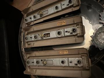 BMW E30 fase 1 koplampplaat beschikbaar voor biedingen