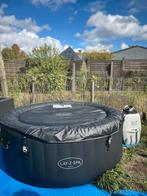 Jacuzzi Lay-z-spa met accessoires, Tuin en Terras, Bubbelbaden en Hottubs, Ophalen, Filter