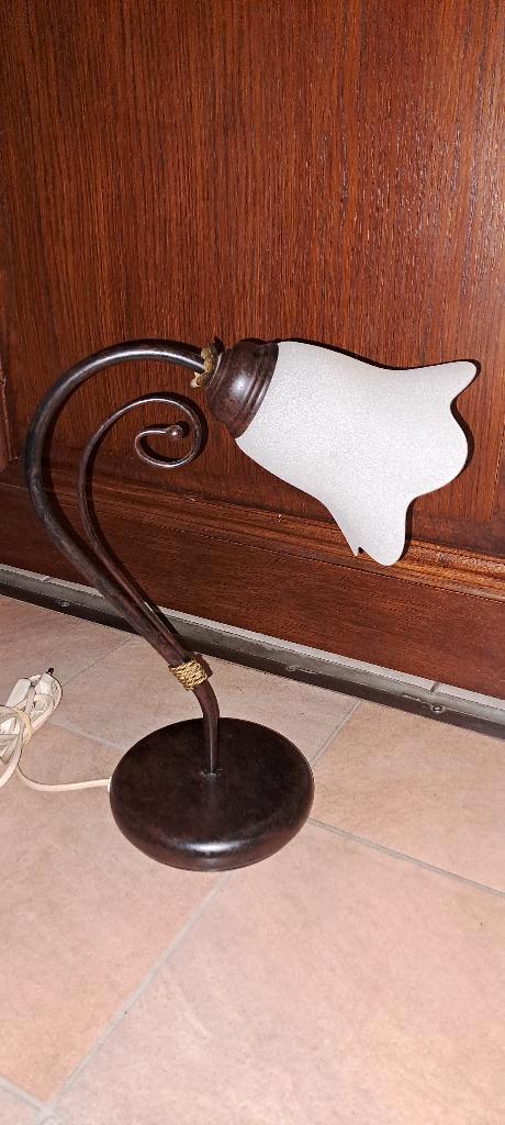 Abat-jour en verre lampet vintage en forme de fleur, Antiquités & Art, Antiquités | Éclairage, Enlèvement ou Envoi