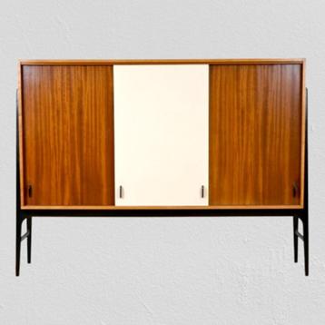 Highboard van Alfred Hendickx voor Belform beschikbaar voor biedingen