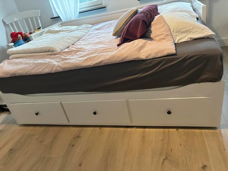 Lit de jour Ikea, Maison & Meubles, Chambre à coucher | Lits, Comme neuf, Enlèvement