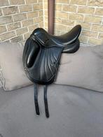 Kentaur Ithaka APM dressuurzadel 17 inch, Dieren en Toebehoren, Ophalen of Verzenden