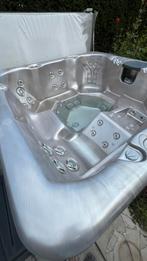 Jaccuzzi, Ophalen, Gebruikt, Vast