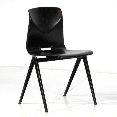 Vintage industriële stoel / stoelen S22 Galvanitas jaren 60, Huis en Inrichting, Barkrukken, Hout, Metaal, Ophalen of Verzenden