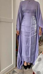 Robe de soirée papillon mauve, Kleding | Dames, Gelegenheidskleding, Ophalen, Zo goed als nieuw