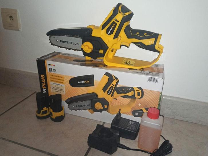 Powerplus accu snoeizaag/mini kettingzaag, Bricolage & Construction, Outillage | Scies mécaniques, Comme neuf, Tronçonneuse, Enlèvement