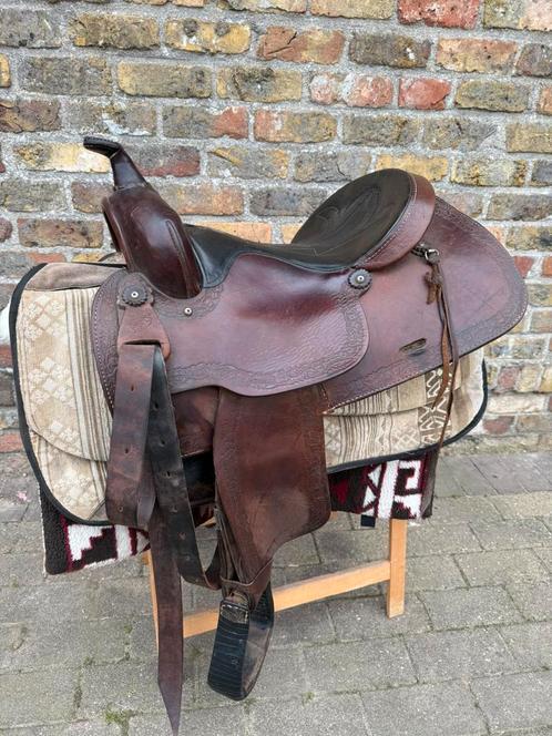 Prachtig westernzadel Simco, Dieren en Toebehoren, Paarden en Pony's | Zadels, Gebruikt, Western, Ophalen