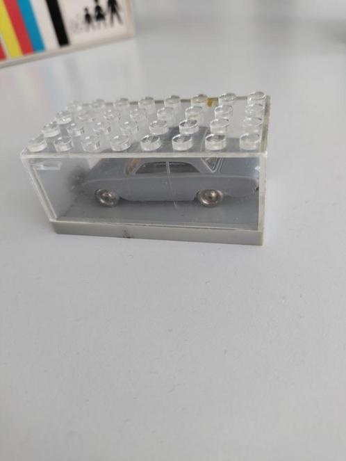 Lego Ford Taunus (1963) met garage, Kinderen en Baby's, Speelgoed | Duplo en Lego, Gebruikt, Lego, Complete set, Ophalen of Verzenden