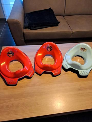 3 wc stoeltjes in zeer goede staat , volgende stap na potje beschikbaar voor biedingen