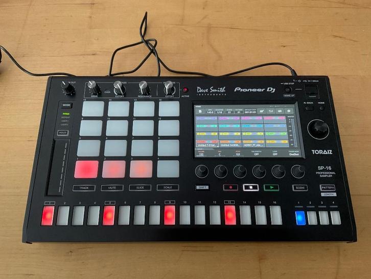 Pioneer DJ sp-16, Muziek en Instrumenten, Samplers, Zo goed als nieuw, Ophalen