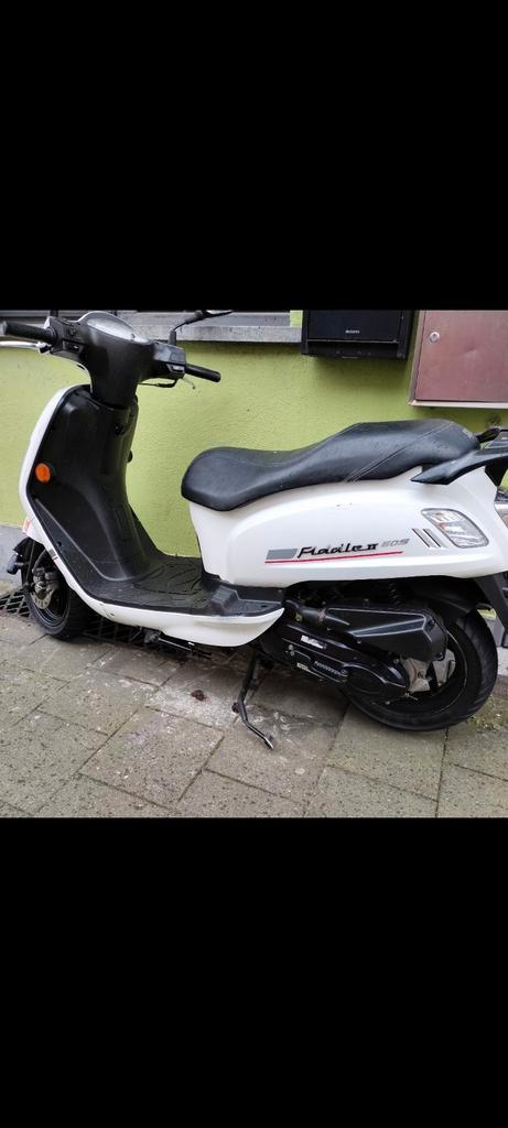 Sym Fiddle 50cc – 2021 – Goed onderhouden, Fietsen en Brommers, Scooters | SYM, Zo goed als nieuw, Fiddle, Ophalen of Verzenden