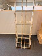 Rek voor bruisballen, Ophalen