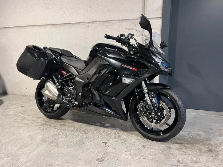 Kawasaki Z1000SX met kofferset in uitzonderlijke staat, Motoren, Motoren | Kawasaki, Bedrijf, Toermotor, meer dan 35 kW