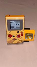Game Boy Classic IPS Mod Pikachu Shell + Pokémon Yellow, Ophalen of Verzenden, Refurbished, Game Boy Classic, Met beschermhoes of tas