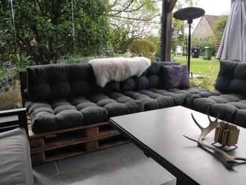 loungeset beschikbaar voor biedingen