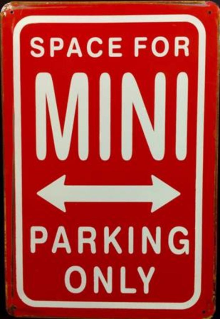 Metalen rusty-old wandplaat Space For Mini Parking Only, Auto diversen, Tuning en Styling, Ophalen of Verzenden