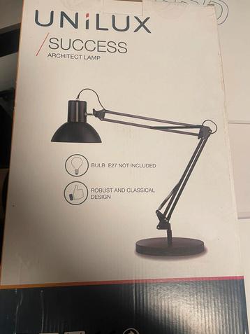 Lampe de table unilux beschikbaar voor biedingen
