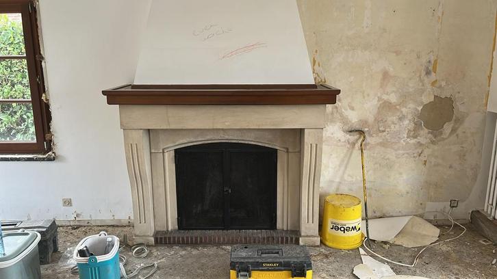 manteau de cheminée en véritable pierre blanche française, Maison & Meubles, Cheminées, Utilisé, Enlèvement