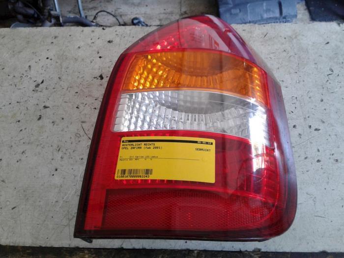 Achterlicht rechts van een Opel Zafira, Auto-onderdelen, Verlichting, Opel, Gebruikt, 3 maanden garantie, Ophalen of Verzenden