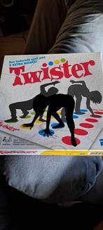 Twister, Hobby en Vrije tijd, Gezelschapsspellen | Bordspellen, Ophalen of Verzenden, Zo goed als nieuw